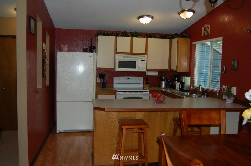 1325 Welling Road Bellingham, WA 98226 - Photo 4 of 14