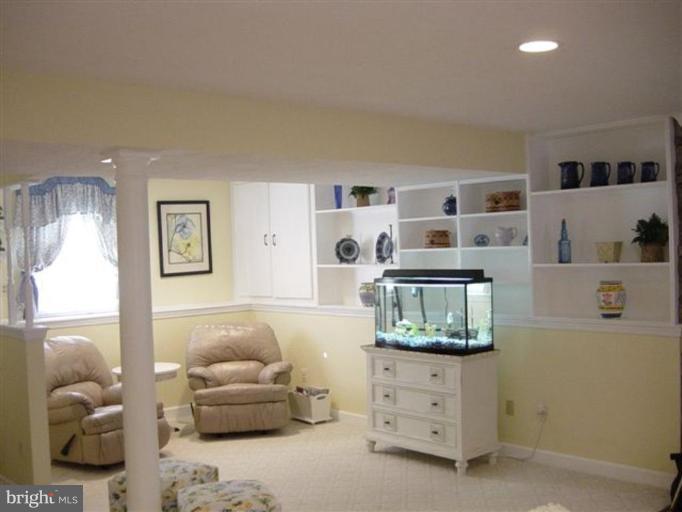 3109 Pouska Road Abingdon, MD 21009 - Photo 2 of 20 Family Room