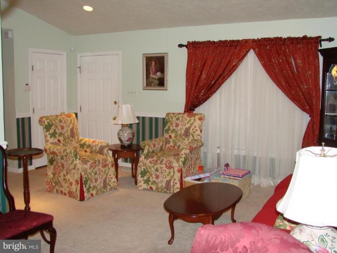 3109 Pouska Road Abingdon, MD 21009 - Photo 13 of 20 Living Room