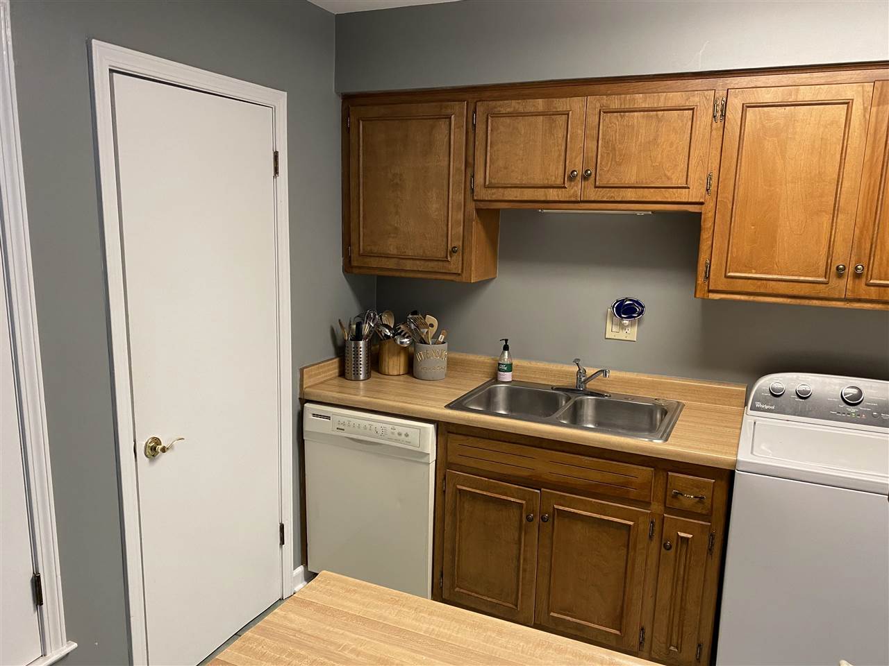 5686 Quince Road, Unit 4 Memphis, TN 38119 - Photo 6 of 18 Gallery Image 6