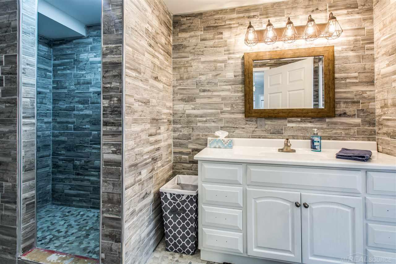 4220 Lakeshore Road Deckerville, MI 48427 - Photo 18 of 30 Gallery Image 18