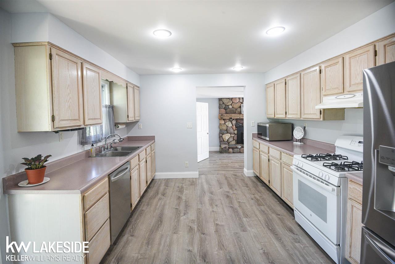 825 Wadhams Road St. Clair, MI 48079 - Photo 9 of 27 50021793-8.JPG