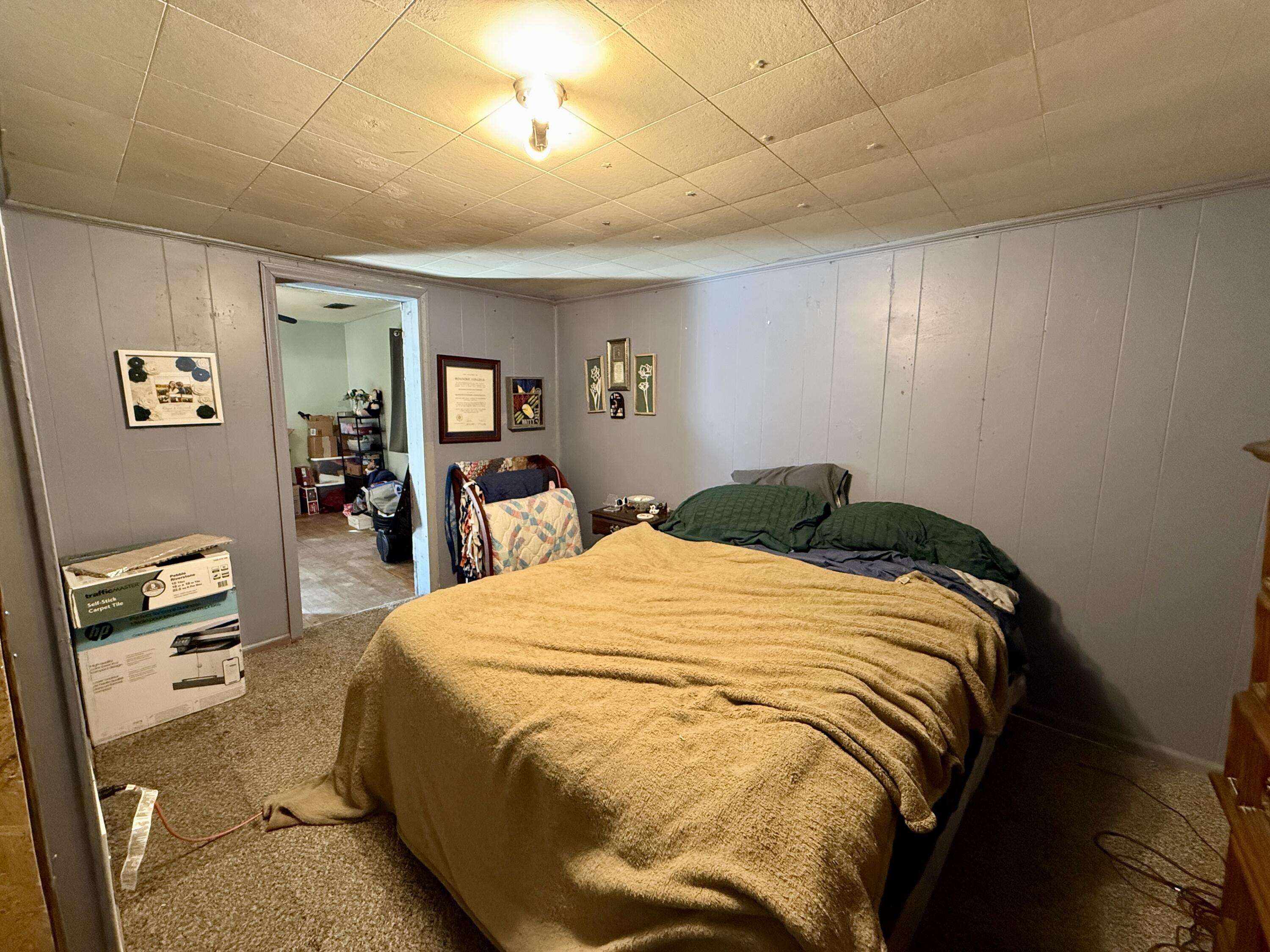 421 7th Street Vinton, VA 24179 - Photo 6 of 14 IMG_5117