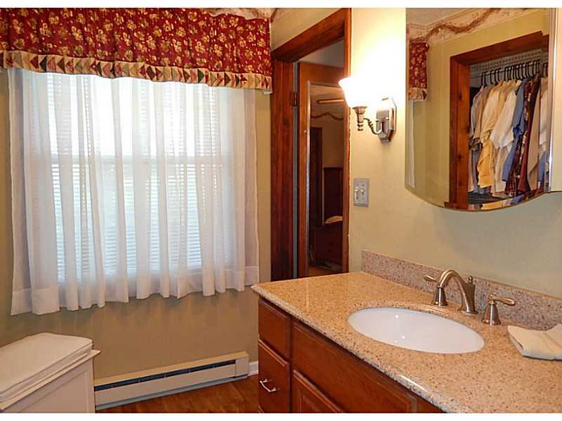 393 Klein Road Rochester, PA 15074 - Photo 15 of 25 Master Bath/Spa.