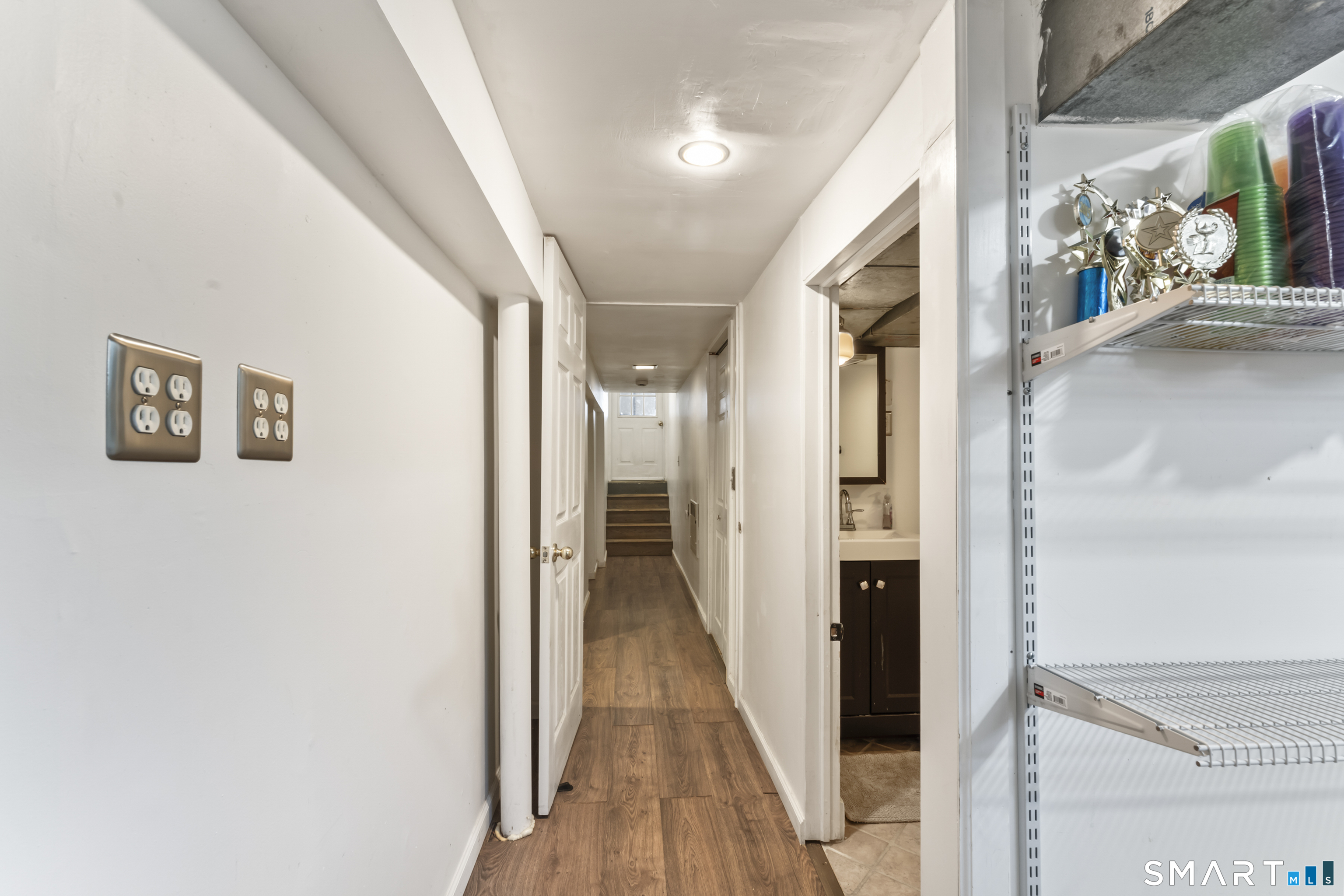 71 Sentinel Hill Road Derby, CT 06418 - Photo 23 of 39