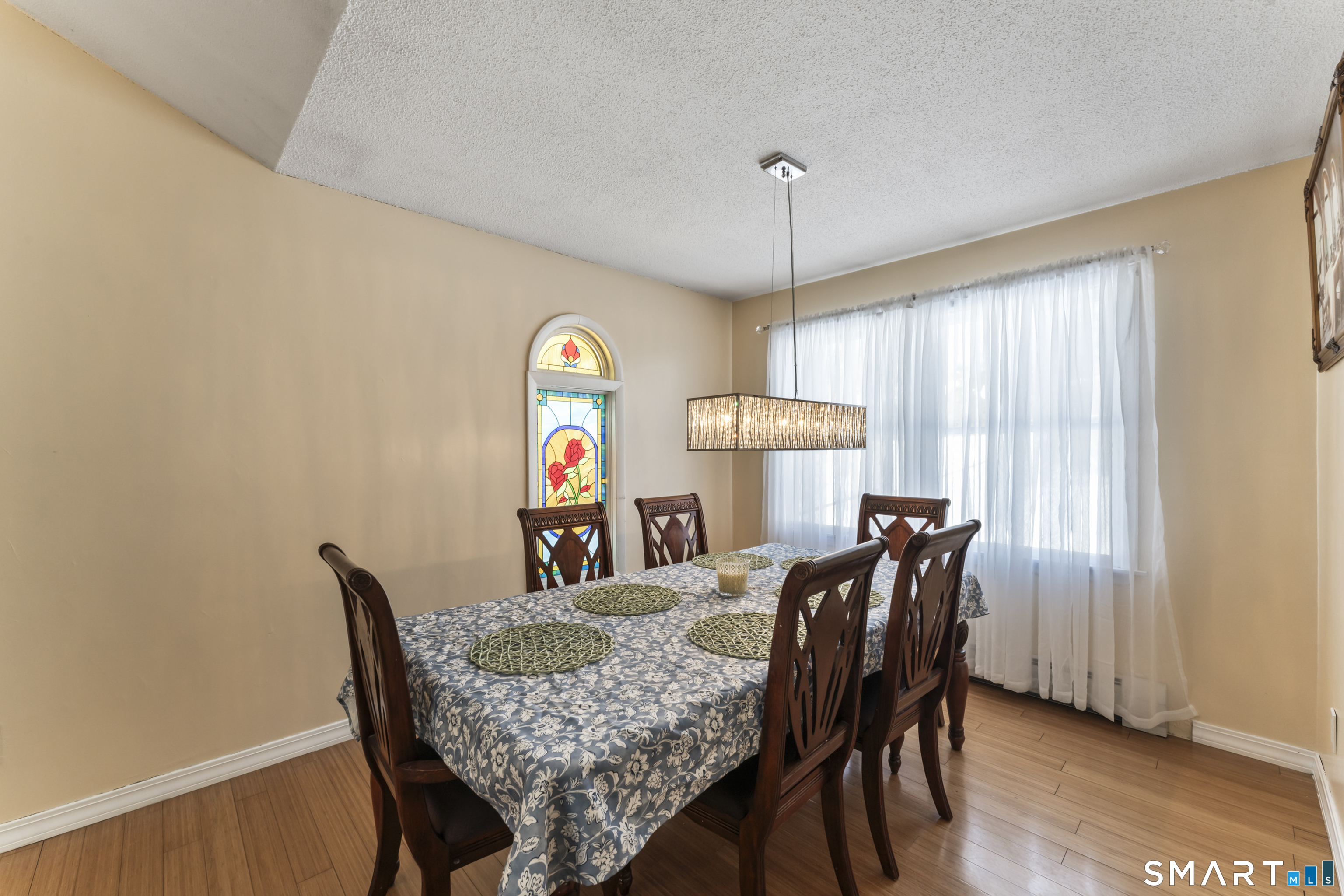 71 Sentinel Hill Road Derby, CT 06418 - Photo 7 of 39