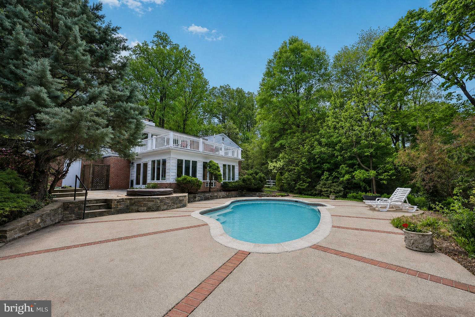 10410 Gary Road Potomac, MD 20854 - Photo 7 of 67 Private pool with plenty of deck space
