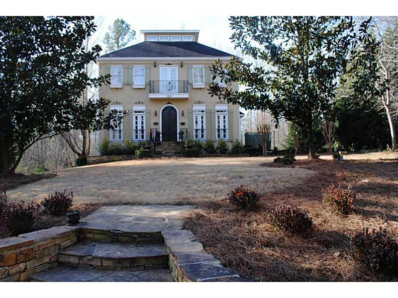 162 Robertson Road Dawsonville, GA 30534 - Photo 1 of 1 Exterior Front. Curb appeal says it all. Location is great...one mile to Ga 400 and Outlet Mall, walk to Lake Lanier