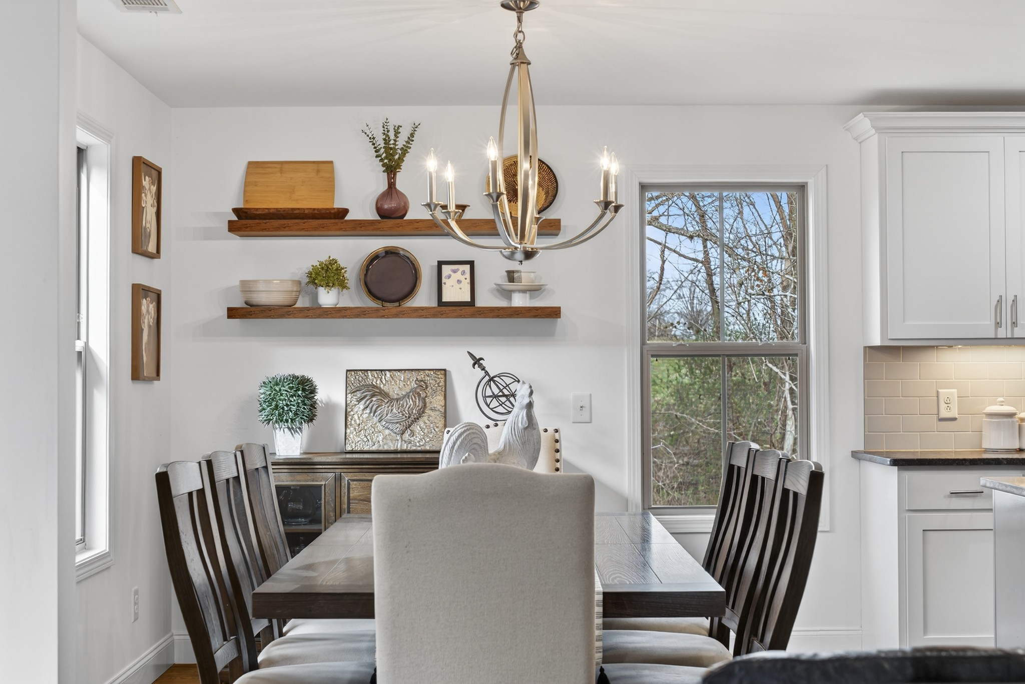 6716 Old Highway 431 Springfield, TN 37172 - Photo 21 of 58 a dining room with furniture and window