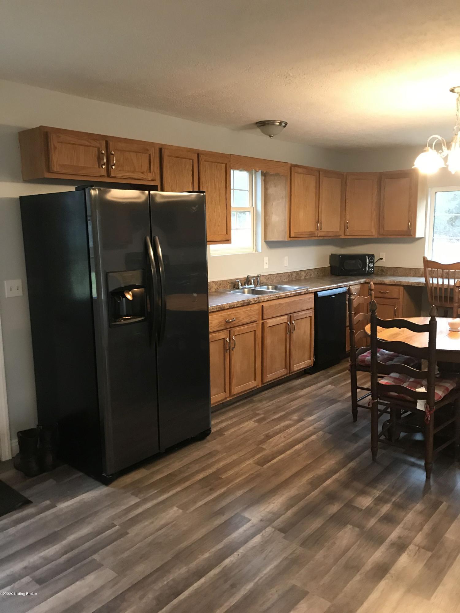 304 Ranchero Road Clarkson, KY 42726 - Photo 5 of 18 IMG_2108