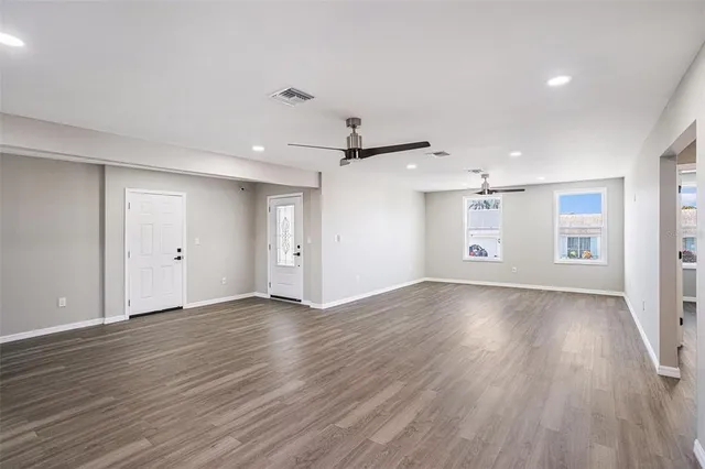 $2,200 | 3412 Springfield Drive, Holiday, FL 34691