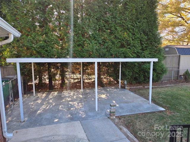 $2,500 | 1926 Archdale Drive, Charlotte, NC 28210