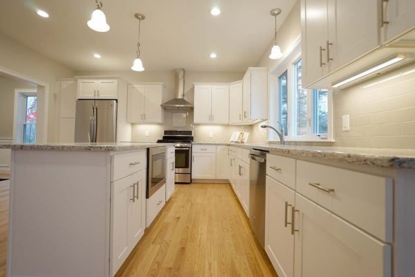 36 Peter Spring Road Concord, MA 01742 - Photo 4 of 19