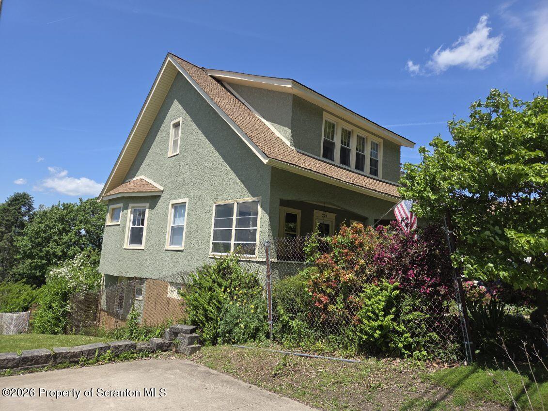 229 East Mountain Road Scranton, PA 18505 - Photo 1 of 47 front view of house with a yard