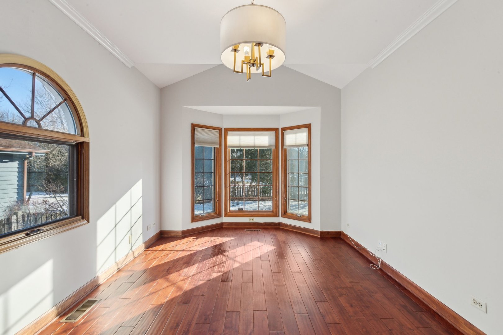 952 West Bailey Road Naperville, IL 60565 - Photo 21 of 64 Gallery Image 21