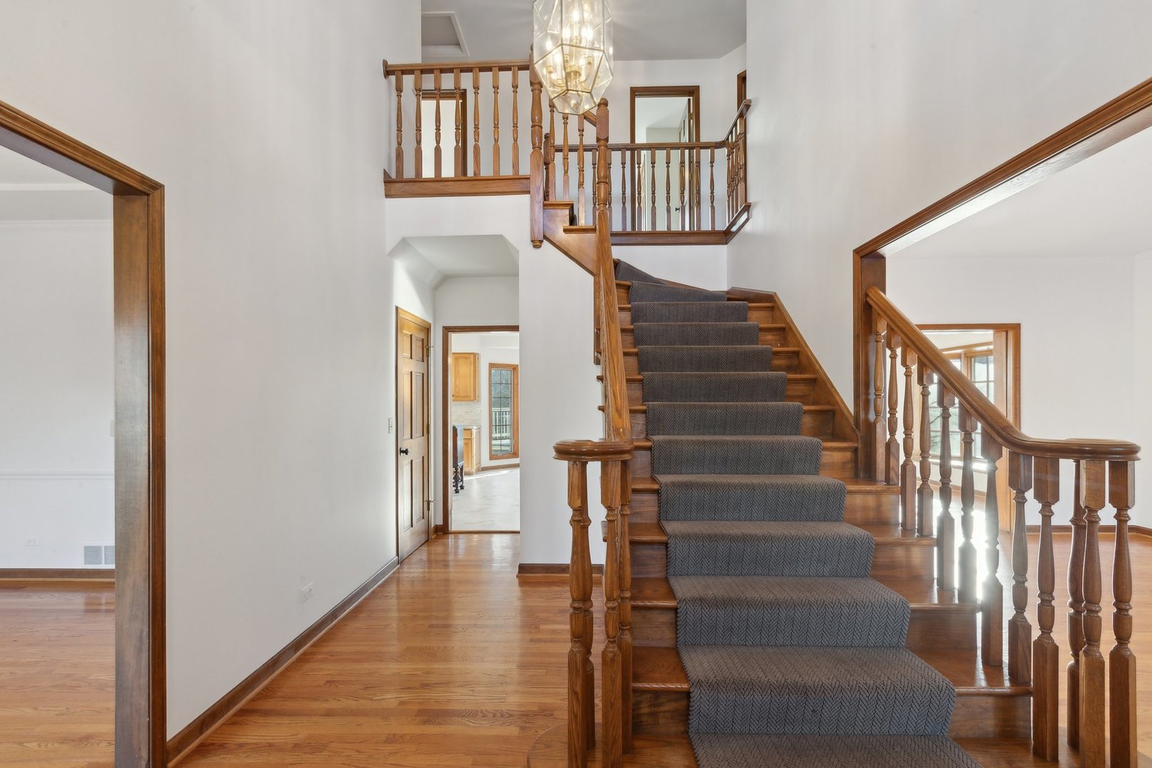 952 West Bailey Road Naperville, IL 60565 - Photo 4 of 64 Gallery Image 4