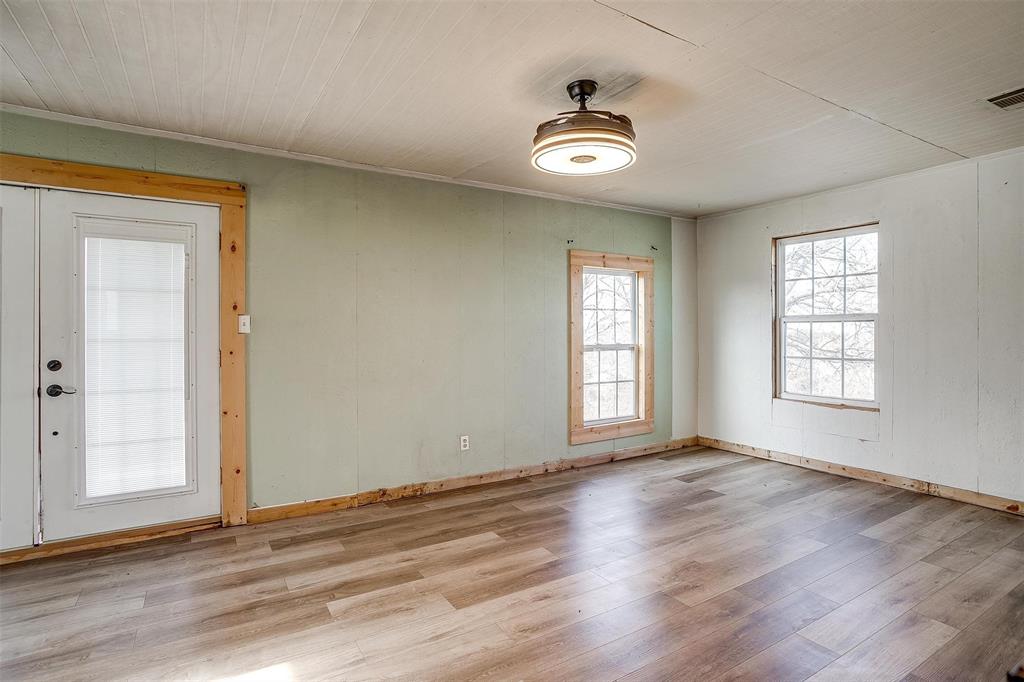 2040 Erwin Road Poolville, TX 76487 - Photo 31 of 40 Gallery Image 31