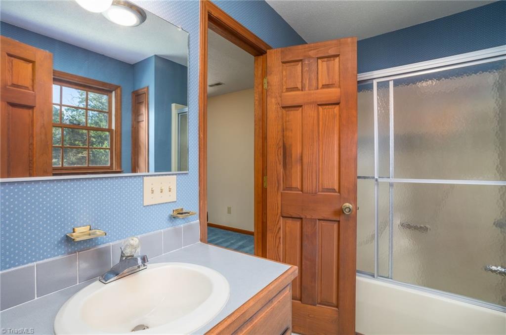 2314 Turner Road Lexington, NC 27292 - Photo 20 of 40 Gallery Image 20