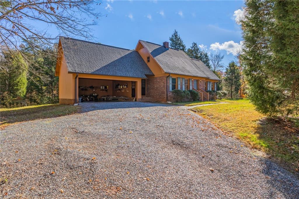 2314 Turner Road Lexington, NC 27292 - Photo 3 of 40 Gallery Image 3