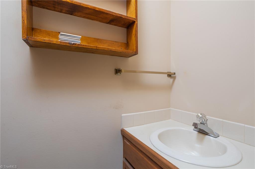 2314 Turner Road Lexington, NC 27292 - Photo 24 of 40 Gallery Image 24