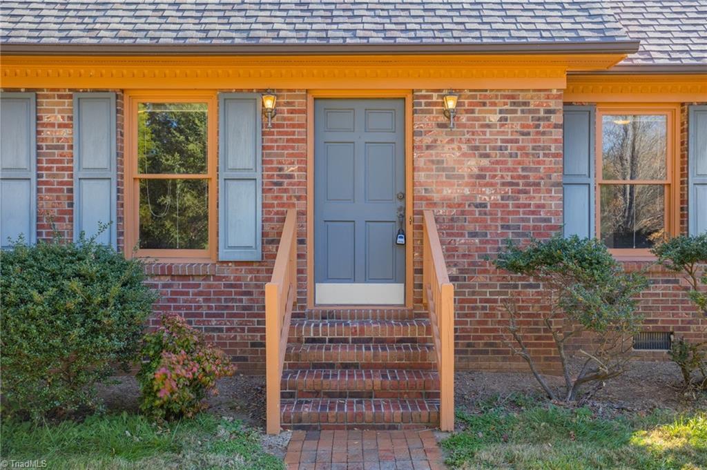 2314 Turner Road Lexington, NC 27292 - Photo 4 of 40 Gallery Image 4