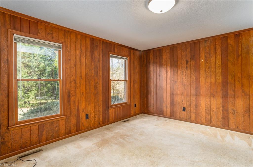 2314 Turner Road Lexington, NC 27292 - Photo 6 of 40 Gallery Image 6