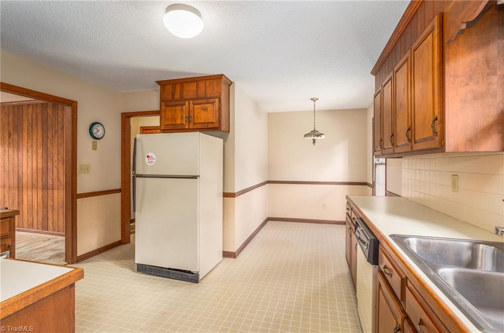 2314 Turner Road Lexington, NC 27292 - Photo 10 of 40 Gallery Image 10