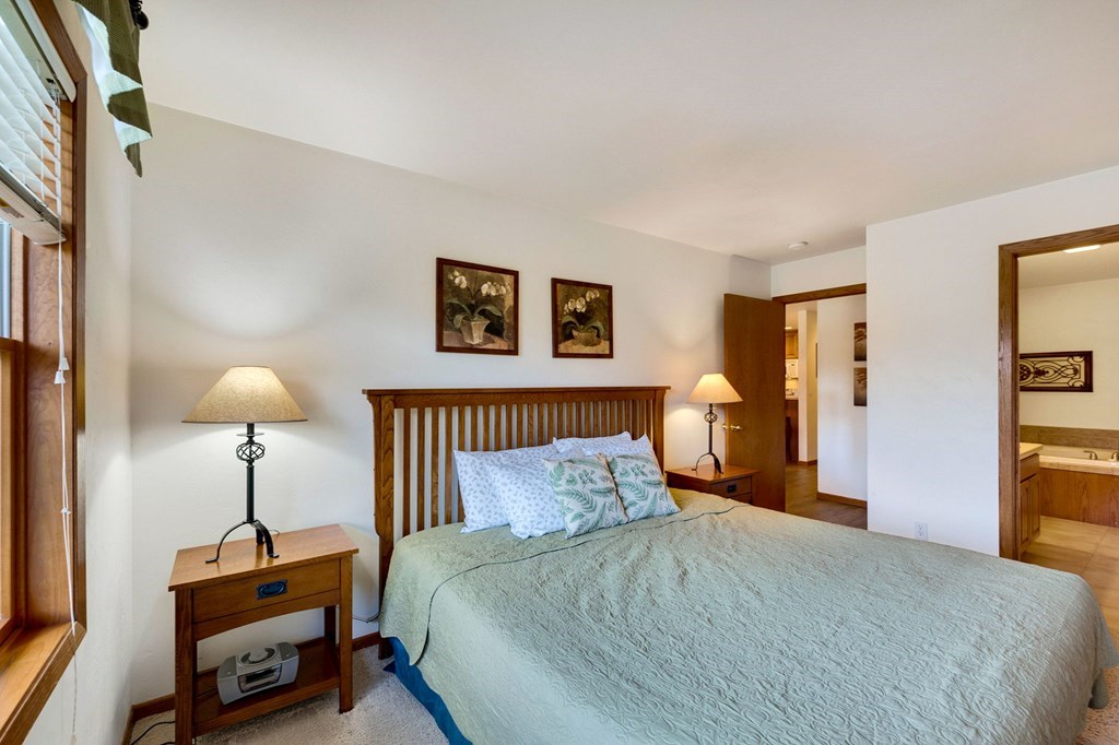 7577 Meadow Ridge Road, Unit F22 Egg Harbor, WI 54209 - Photo 16 of 32