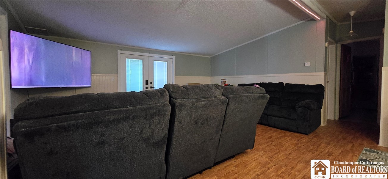 466 Forestland Road Portville, NY 14770 - Photo 13 of 32 Living Room