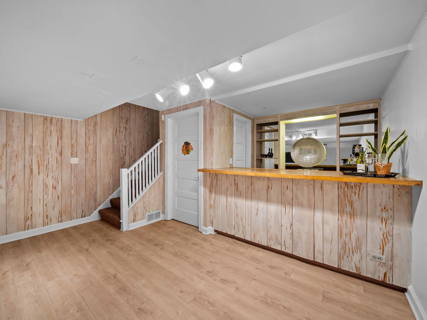 9530 Harding Avenue Evanston, IL 60203 - Photo 45 of 54