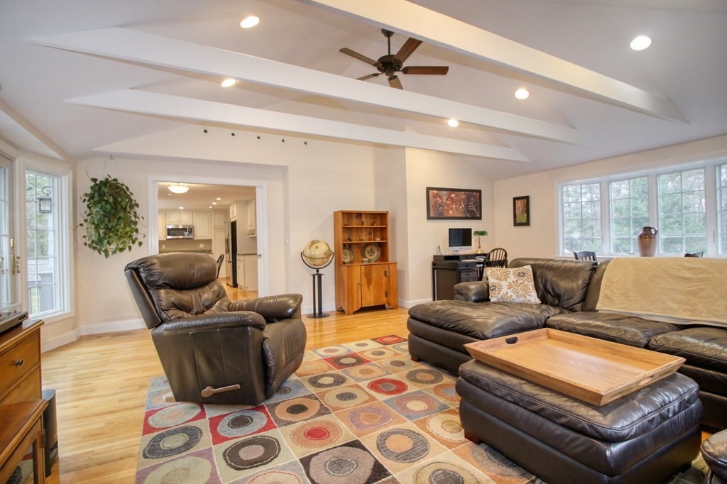 22 Ledgetree Road Medfield, MA 02052 - Photo 15 of 39 Gallery Image 15