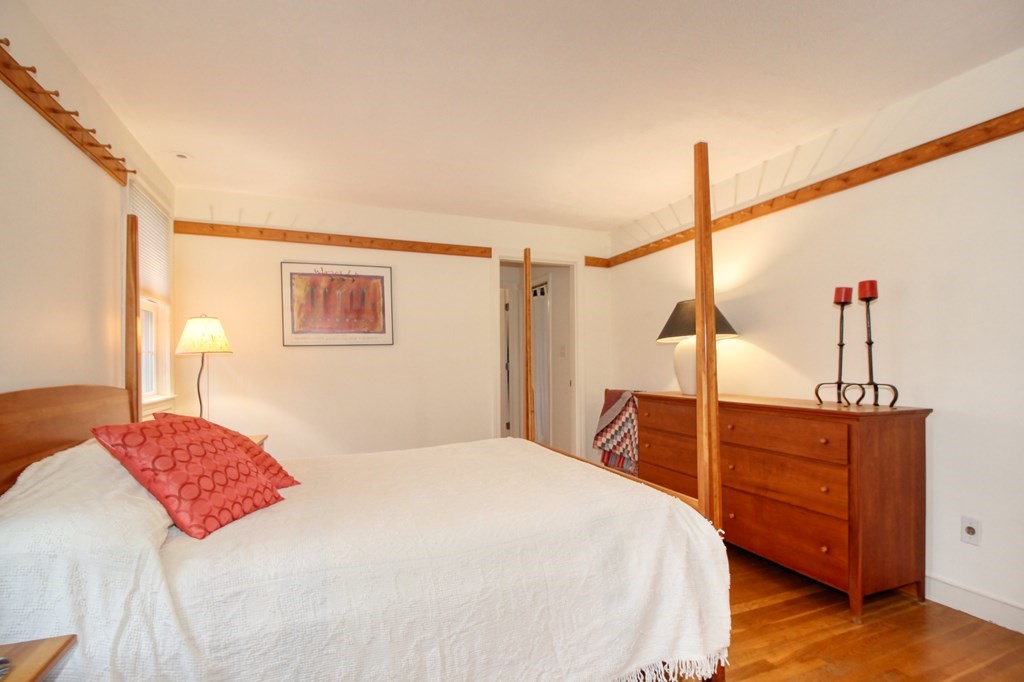 22 Ledgetree Road Medfield, MA 02052 - Photo 21 of 39 Gallery Image 21