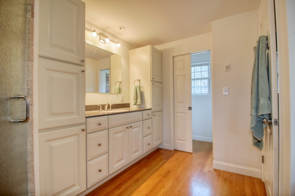 22 Ledgetree Road Medfield, MA 02052 - Photo 23 of 39 Gallery Image 23