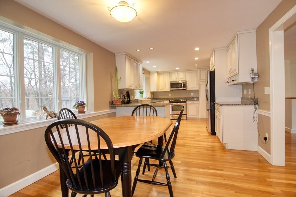 22 Ledgetree Road Medfield, MA 02052 - Photo 5 of 39 Gallery Image 5