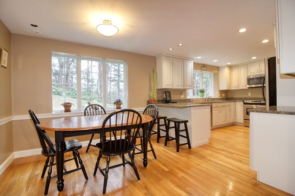22 Ledgetree Road Medfield, MA 02052 - Photo 6 of 39 Gallery Image 6