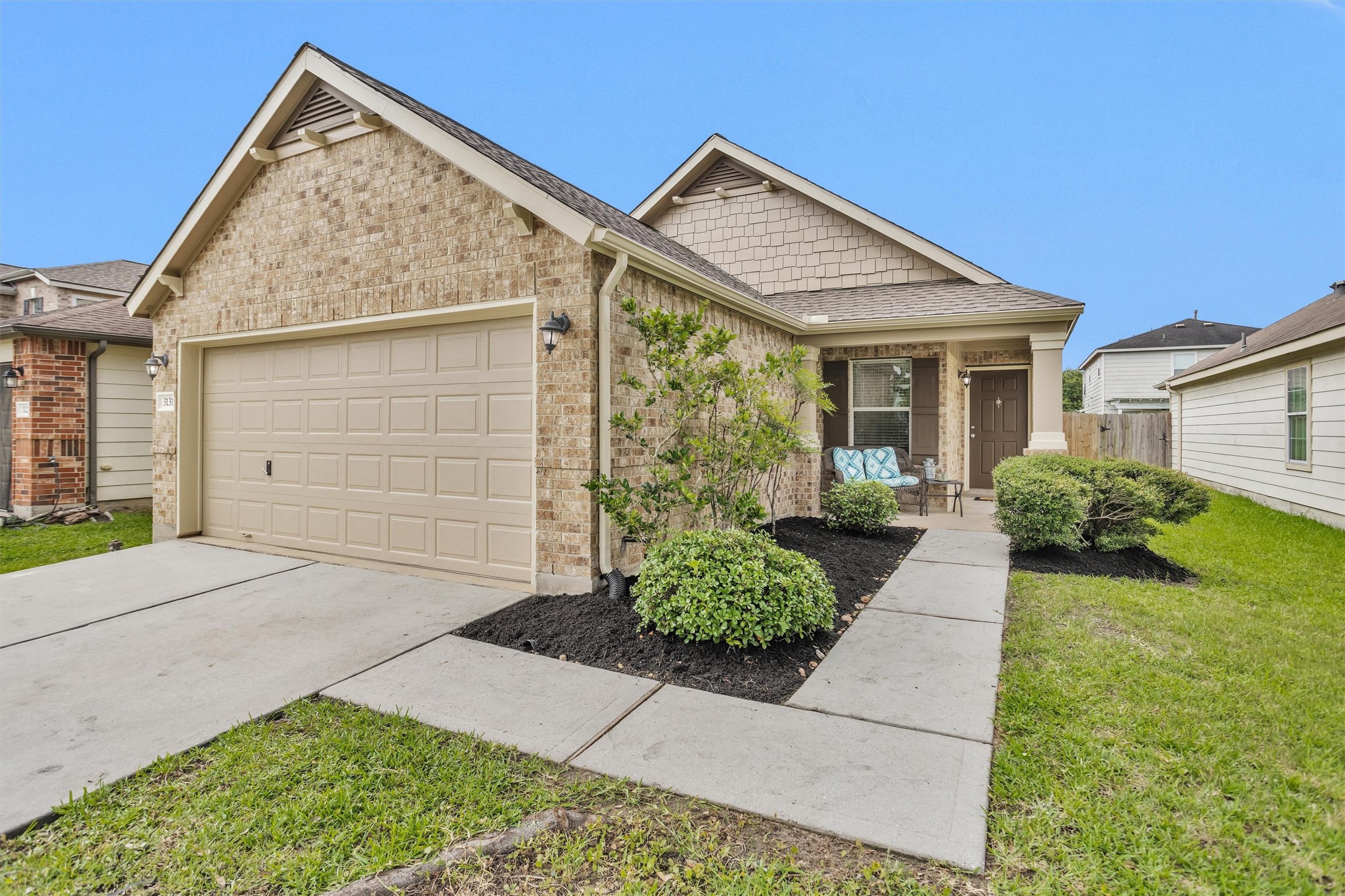 3131 Beacon Grove Street Spring, TX 77389 - Photo 3 of 38 a view of a house with a yard