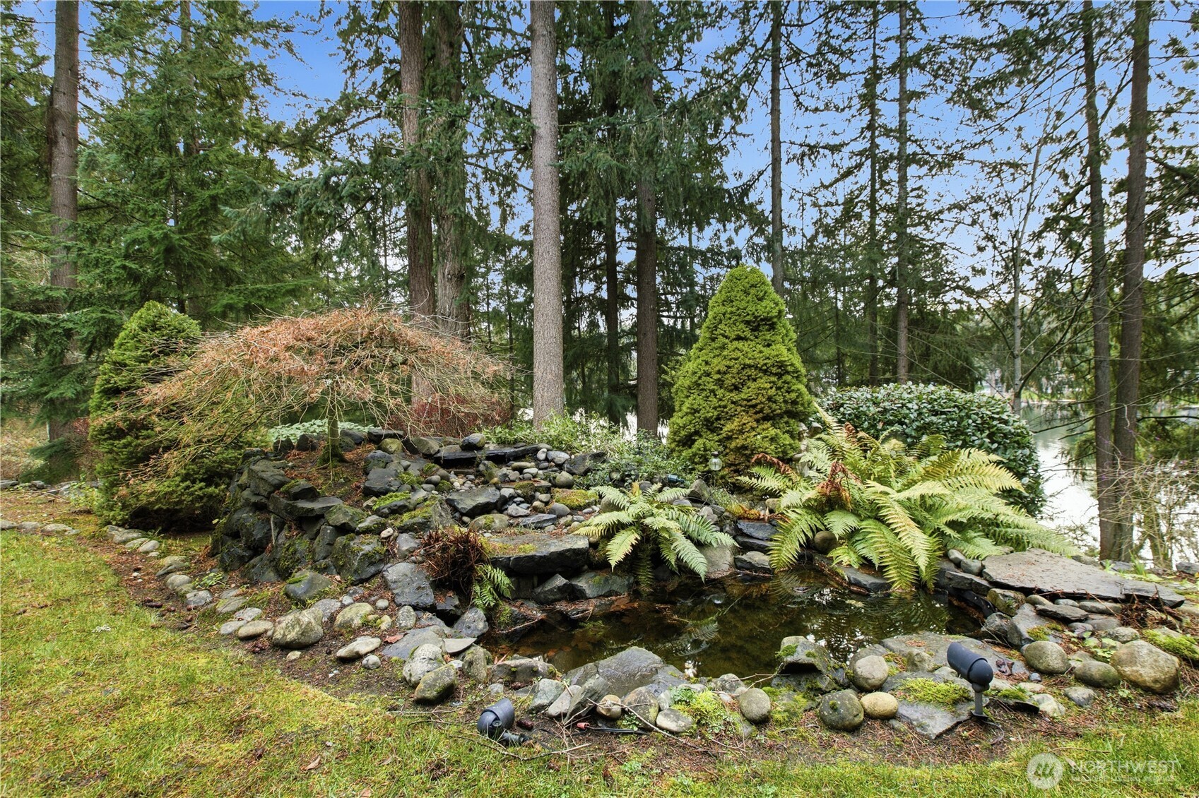 25305 Southeast 232nd Street Maple Valley, WA 98038 - Photo 20 of 33 a view of a garden