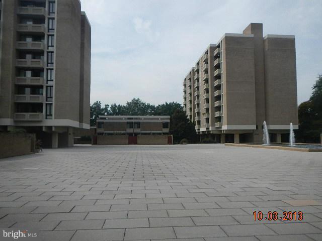 1245 4th Street Southwest, Unit E701 Washington, DC 20024 - Photo 3 of 13 Exterior (General)