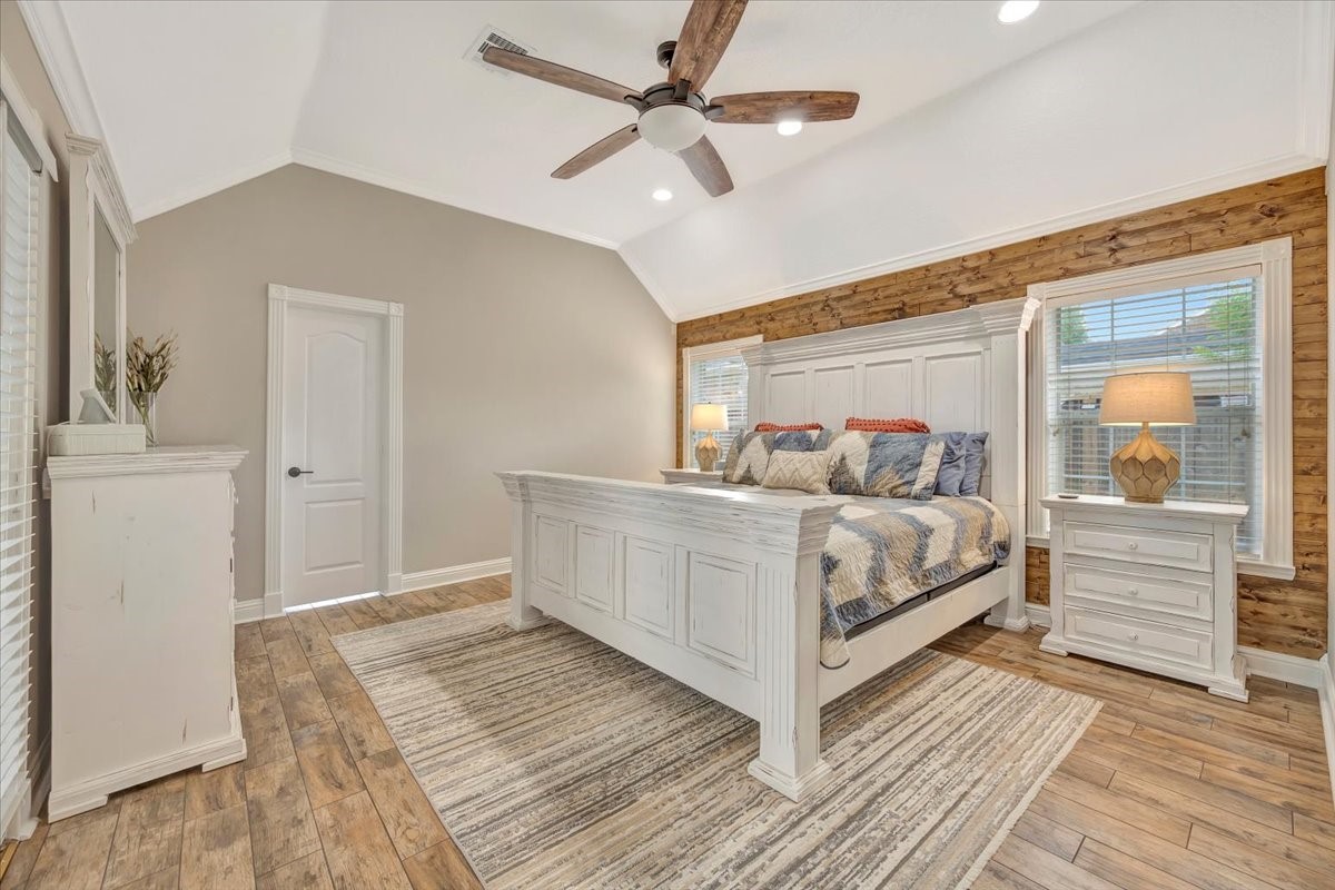 306 Sunset Ridge Drive League City, TX 77573 - Photo 22 of 50 a view of bedroom