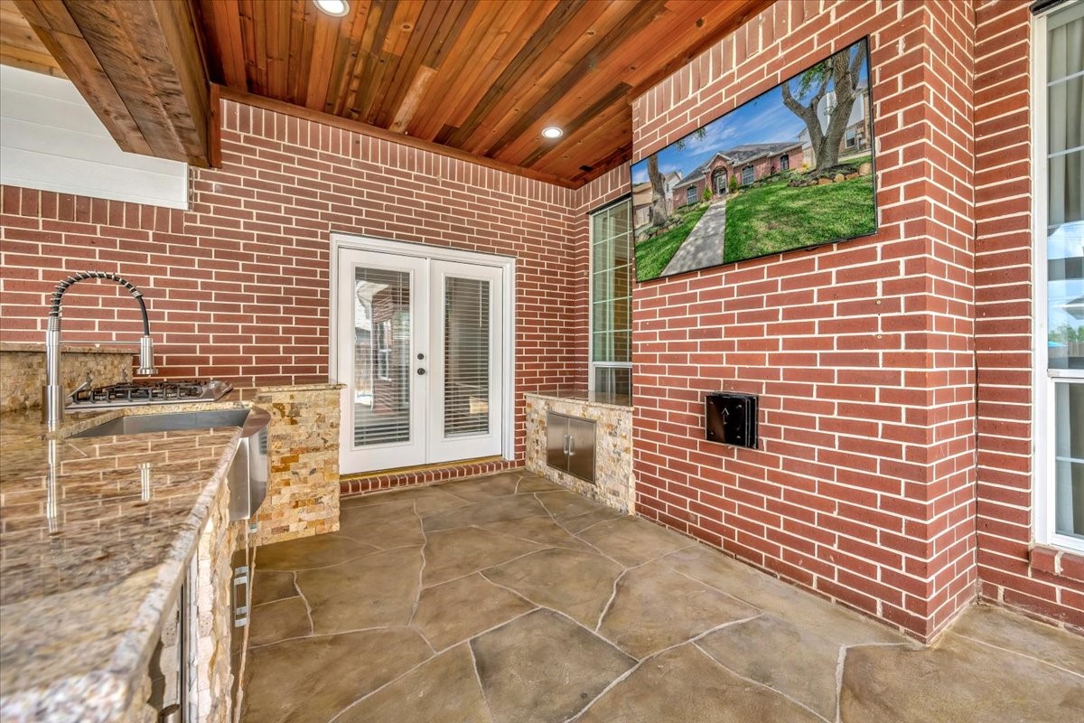 306 Sunset Ridge Drive League City, TX 77573 - Photo 6 of 50