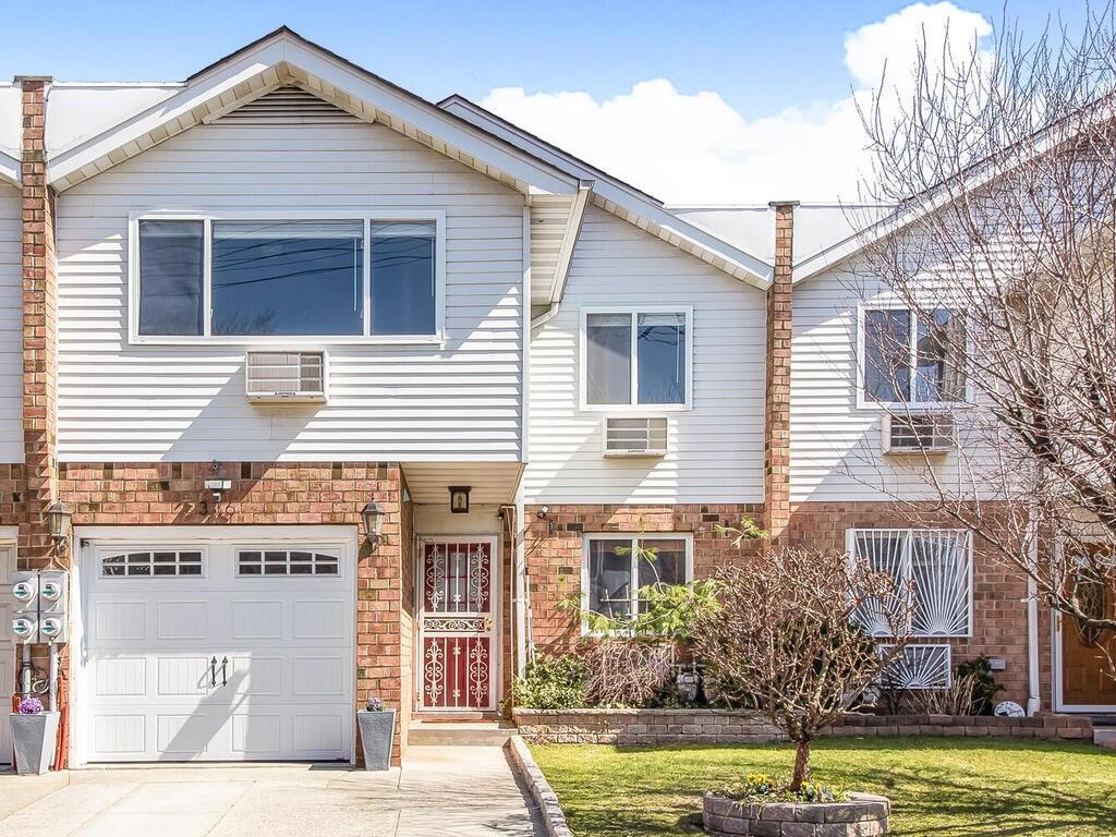336 Howe Avenue, Unit 1 Bronx, NY 10473 - Photo 1 of 1
