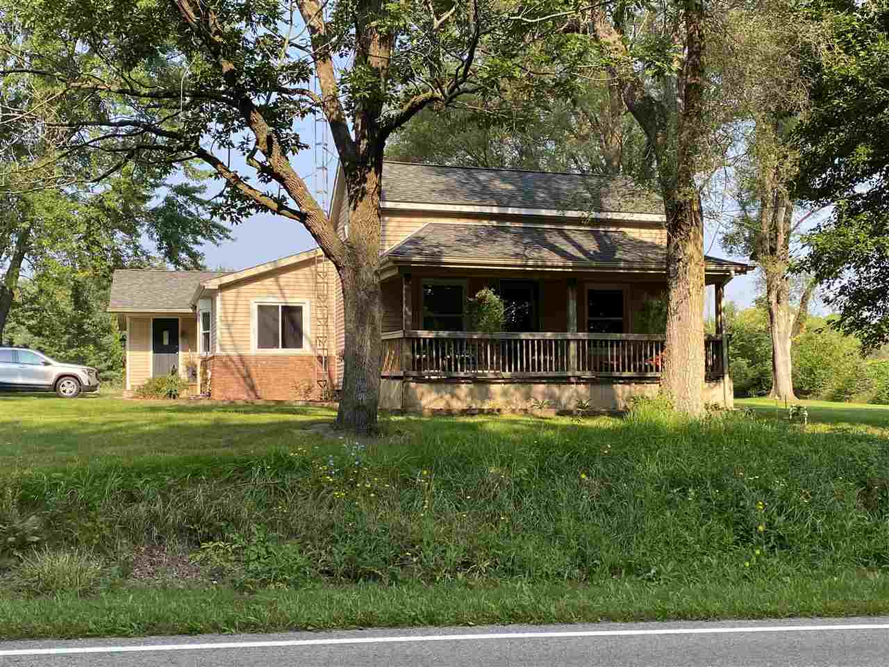14169 Elms Road Montrose, MI 48457 - Photo 4 of 58 50050866-3.JPG