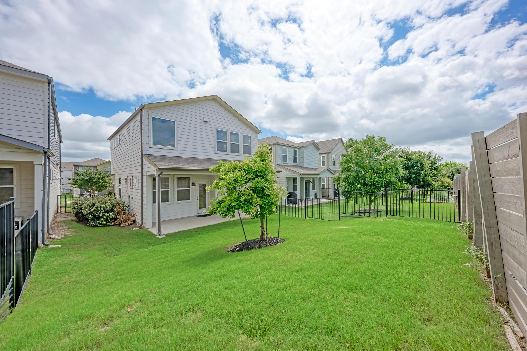 7203 Travertine Spring Drive Austin, TX 78744 - Photo 37 of 38