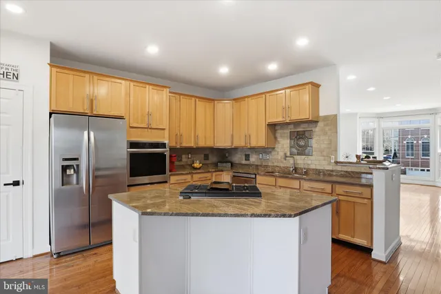 $3,800 | 4550 Fair Valley Drive, Fairfax, VA 22033