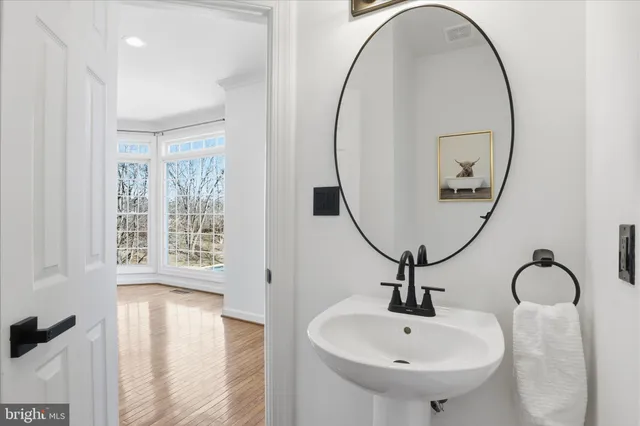 $3,800 | 4550 Fair Valley Drive, Fairfax, VA 22033