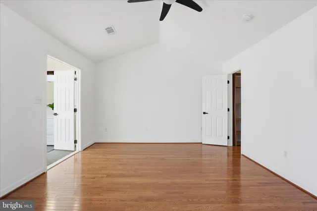 $3,800 | 4550 Fair Valley Drive, Fairfax, VA 22033