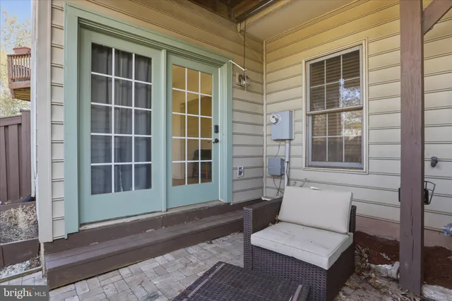 $3,800 | 4550 Fair Valley Drive, Fairfax, VA 22033