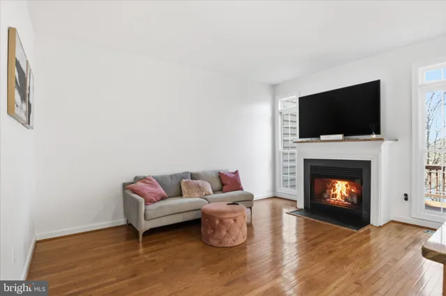 $3,800 | 4550 Fair Valley Drive, Fairfax, VA 22033