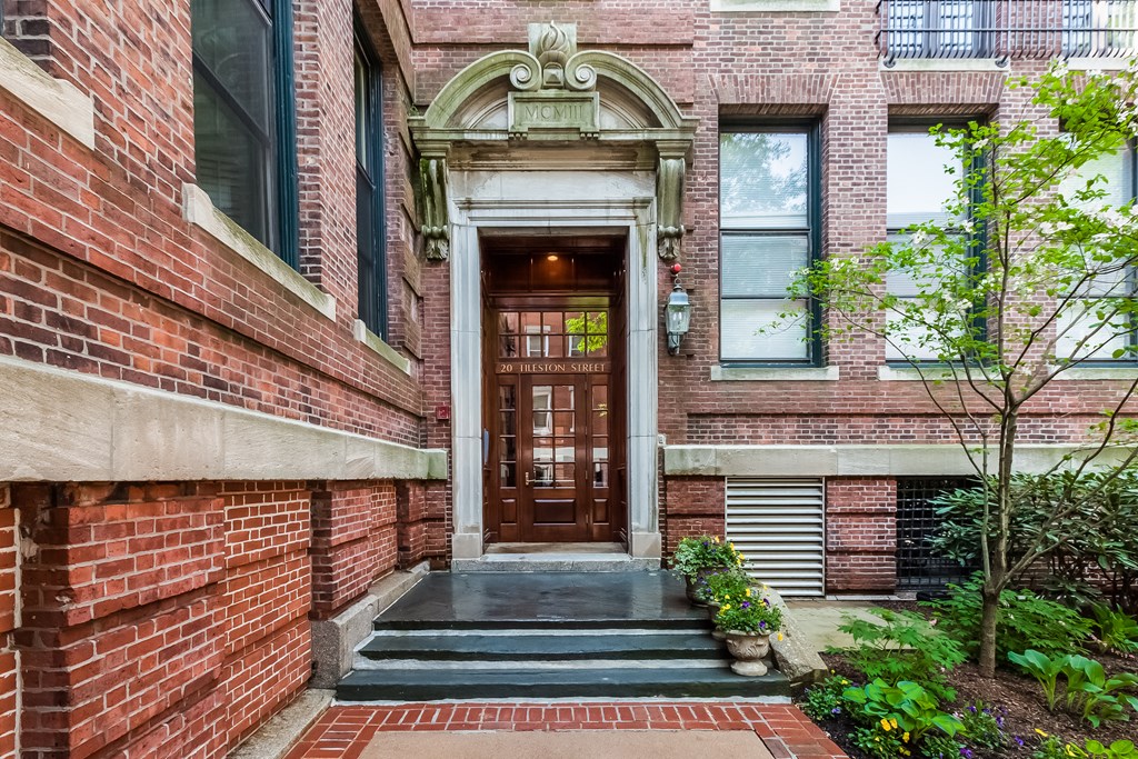 20 Tileston Street, Unit 2J Boston, MA 02113 - Photo 21 of 28