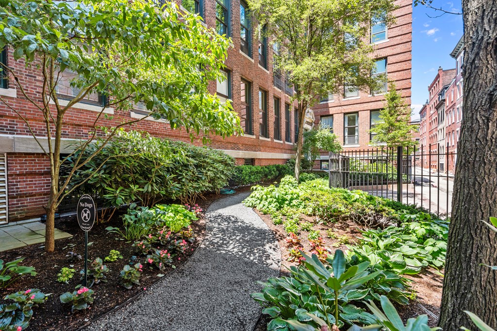 20 Tileston Street, Unit 2J Boston, MA 02113 - Photo 23 of 28